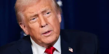 ‘Popping aspirin like Tic Tacs’: Internet buries Trump’s health claims in WSJ report