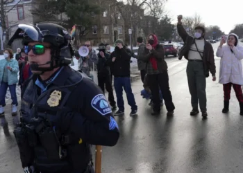 Trump admin’s story on deadly ICE shooting unravels as police chief kneecaps key claim