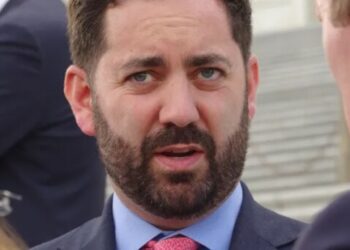 ‘Doesn’t look good’: MAGA lawmaker dressed down as TV host rattles off ICE horror stories