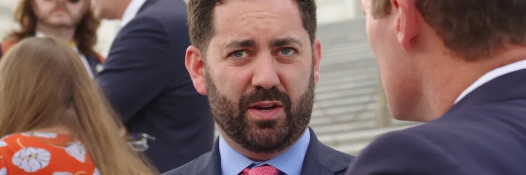 ‘Doesn’t look good’: MAGA lawmaker dressed down as TV host rattles off ICE horror stories