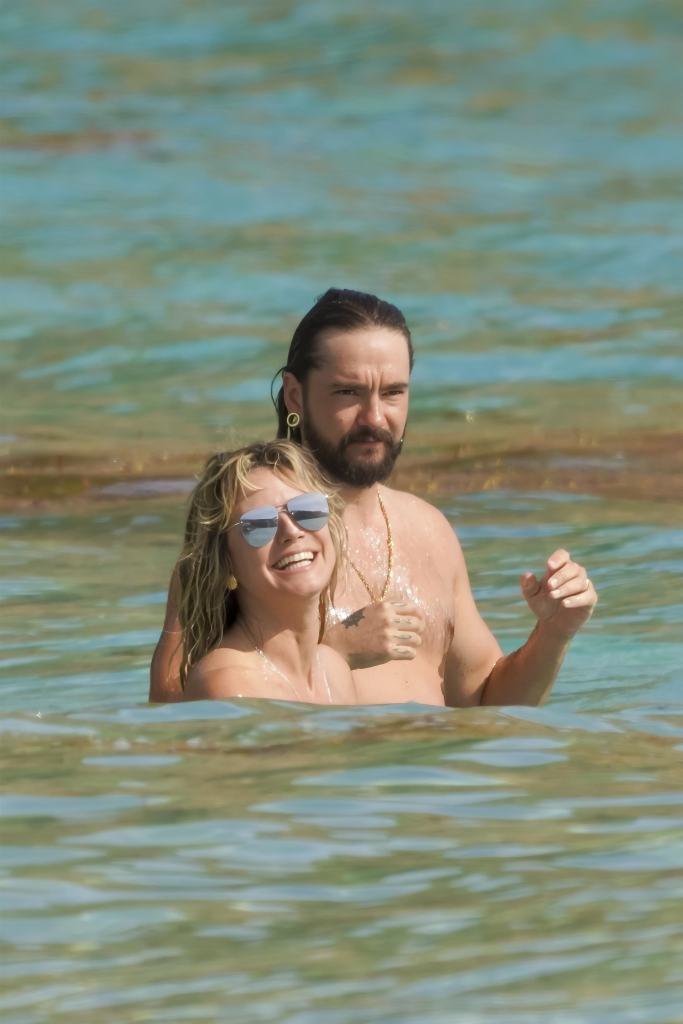 Heidi Klum and Tom Kaulitz in the ocean.