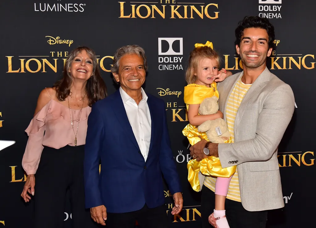 Sharon Baldoni, Sam Baldoni, Maiya Grace Baldoni, and Justin Baldoni at The Lion King premiere.