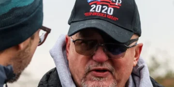 Convicted Jan. 6 conspirator Stewart Rhodes announces return of Oath Keepers