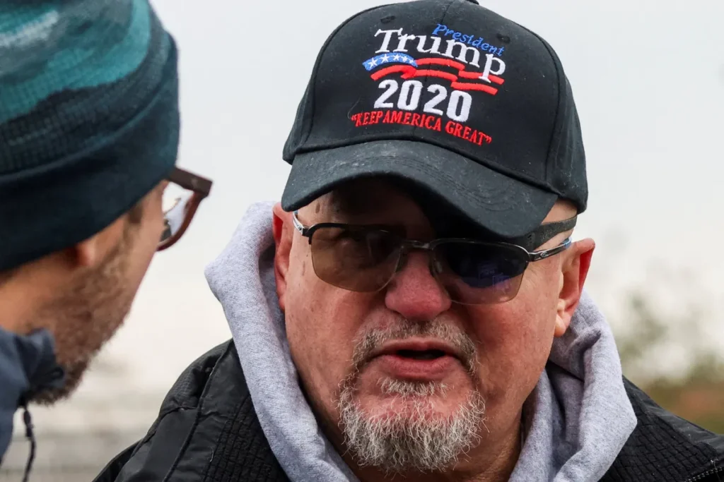 Convicted Jan. 6 conspirator Stewart Rhodes announces return of Oath Keepers