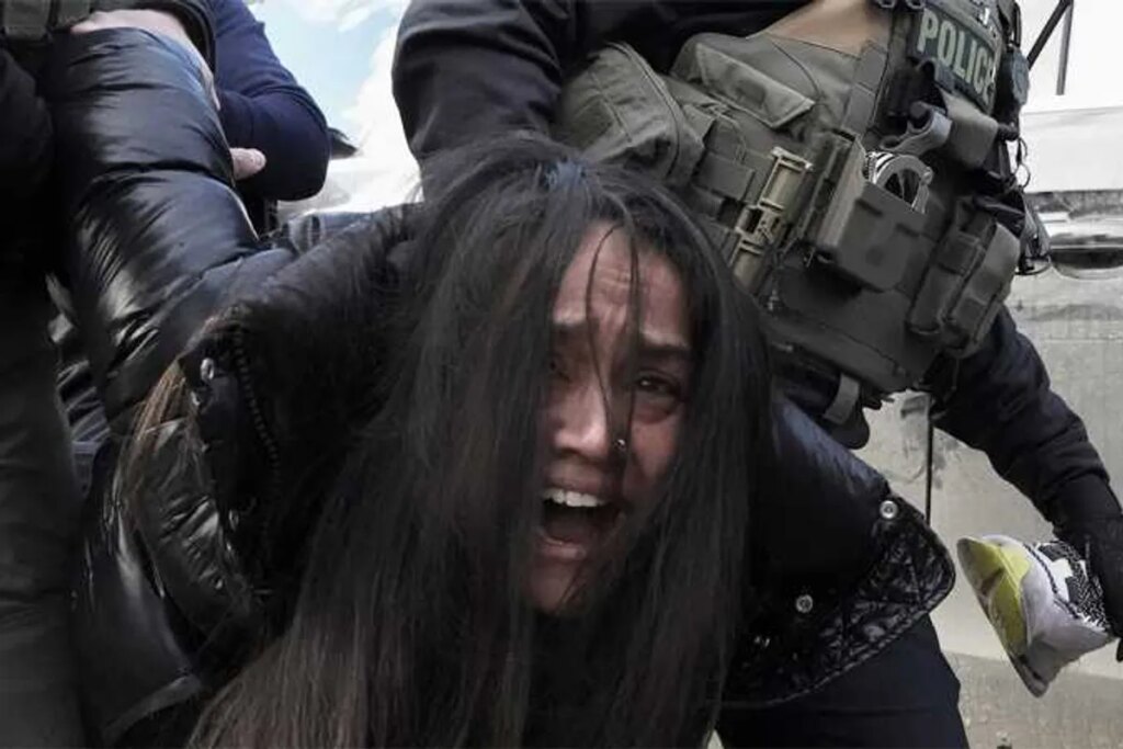 Secret ‘use of force’ ICE memo discovered by appalled legal expert