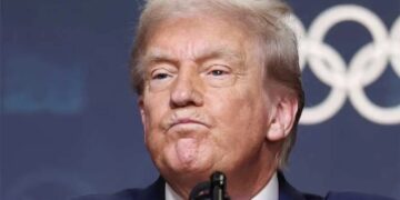 Trump is playing ‘mutually assured destruction’ in face-off with GOP lawmakers: report