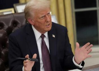 Trump melts down at GOP senators who backed limits on his war powers