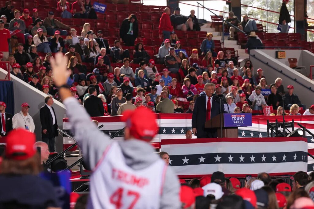 ‘Miserable’ GOP future has MAGA voters quietly ditching Trump: analysis