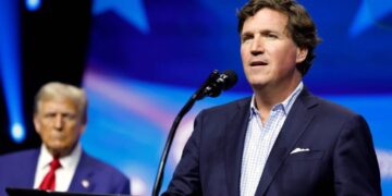 What Tucker Carlson Reveals About the Evolution of Conservative Media | Analysis