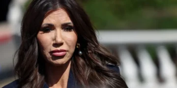 This snub shows Trump has turned on Kristi Noem: analyst