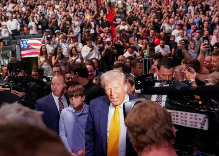 White House cage fight disrupts plans for international gathering: ‘Utterly humiliating’