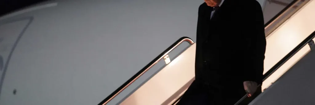Medical expert claims Trump had a stroke — and Air Force One stairs video tells the story