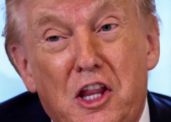 Trump baffles with incoherent ramble when asked why FBI isn’t helping Minnesota