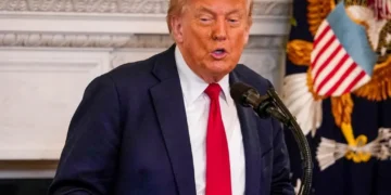 ‘Weak!’ Trump blows up at DOJ prosecutors at White House photoshoot