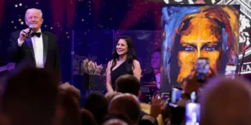 Obsessed Trump derails New Year’s Eve party with rant on ‘Somalia fraud’