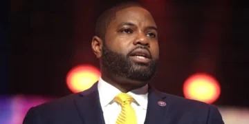 Shocking slurs hurled as GOP primary for Florida governor gets ugly