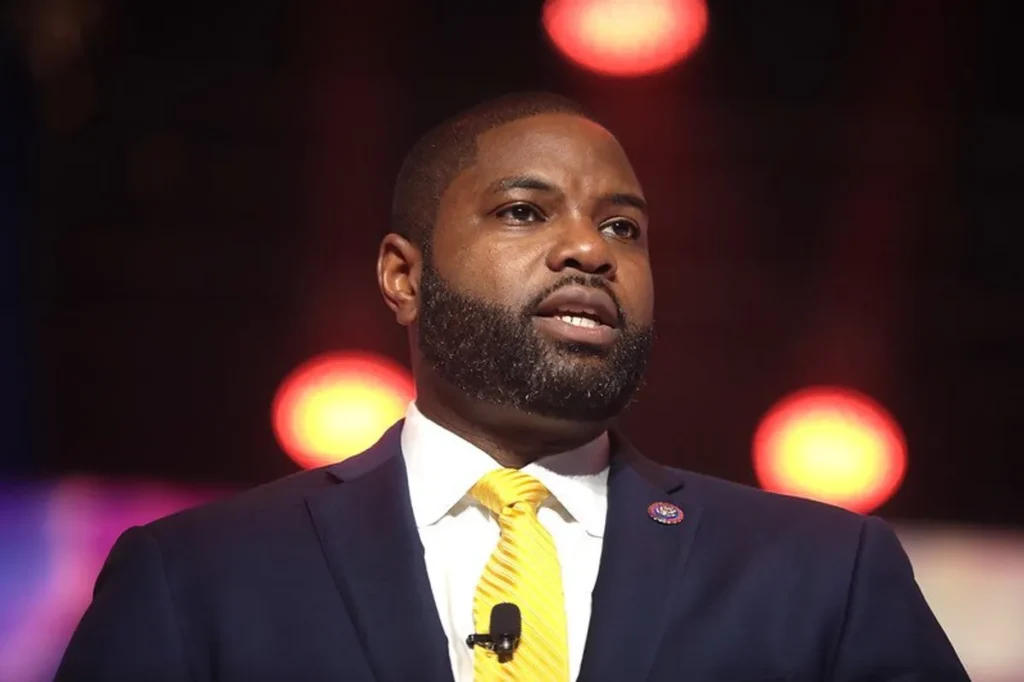 Shocking slurs hurled as GOP primary for Florida governor gets ugly