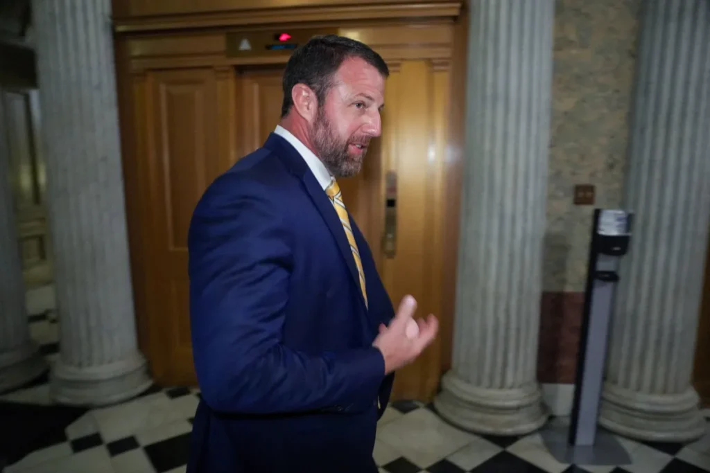 ‘That’s regime change’: GOP Senator stumbles as Kaitlan Collins presses him on Iran strike