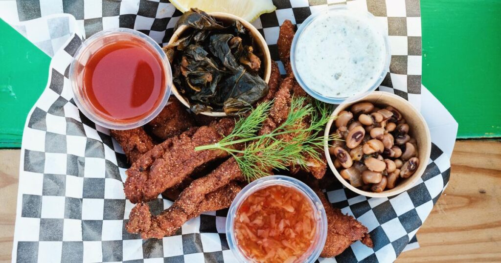 Smorgasburg’s new lineup brings dumplings, fried fish and sausage with a side of opera