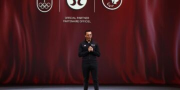 Lululemon blames customers for see-through ‘get low’ leggings before pulling them