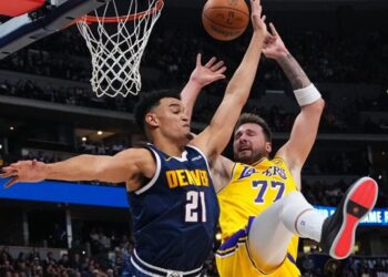 Luka Doncic has triple-double as Lakers get big road win over Denver