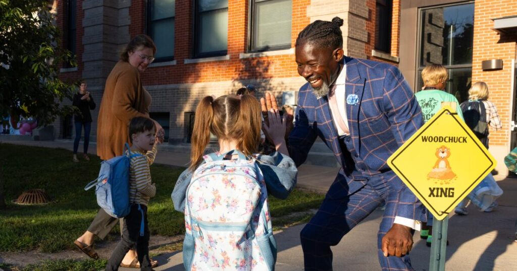 Former Iowa superintendent expected to plead guilty to falsely claiming he was a U.S. citizen