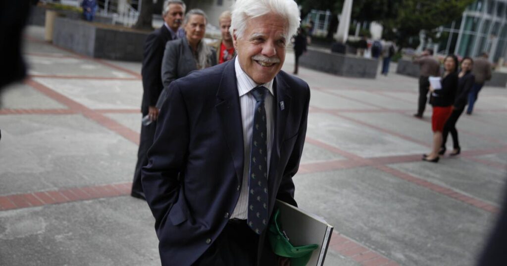 ‘We’re not going away’: Rob Caughlan, fierce defender of the coastline and Surfrider leader, dies at the age of 82