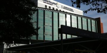 Justice Department drops demand for records naming transgender kids treated at Children’s Hospital L.A.