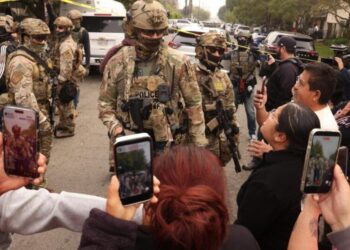 ICE finds targeting violent criminals increasingly fraught in backlash over indiscriminate sweeps