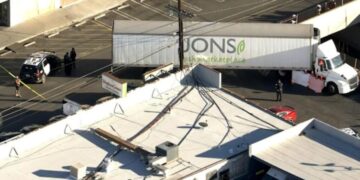 Man lying in Van Nuys parking lot killed by semi truck, authorities say