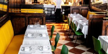 Horses, the ‘new modern L.A. institution’ beset by scandal, closes indefinitely