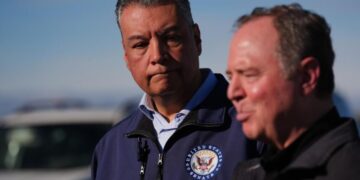 California Democrats help lead counter-offensive against Trump immigration crackdown