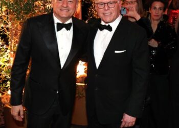 Paramount sues Warner Bros. Discovery over its deal with Netflix