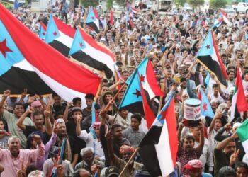 More Saudi airstrikes hit separatist positions in Yemeni port city