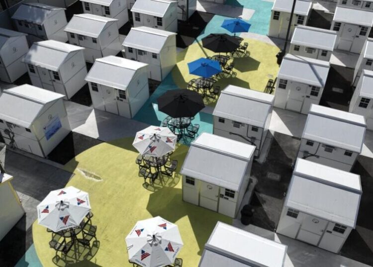 VA promises hundreds of tiny homes on its West L.A. campus; veterans want something nicer