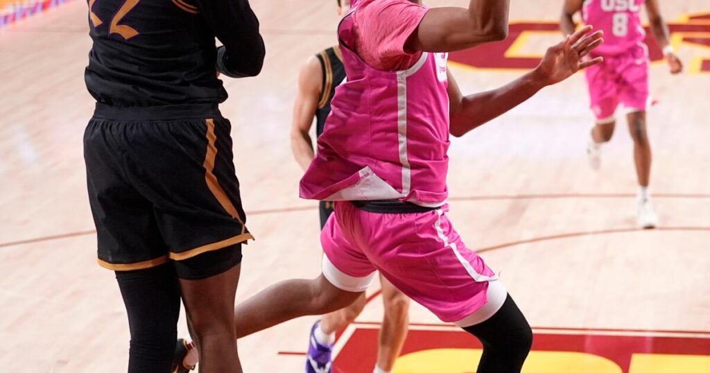 Alijah Arenas’ debut spoiled by USC’s loss to Northwestern