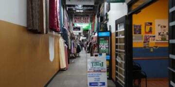 Somali businesses struggle during the Minneapolis ICE crackdown