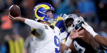 Matthew Stafford proves he’s L.A.’s most important athlete in Rams’ messy win