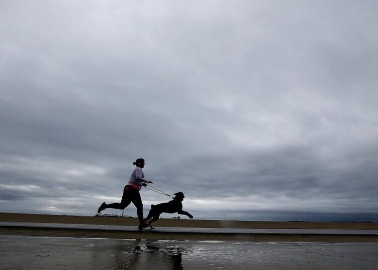 Health officials urge beachgoers to avoid ocean water at L.A. County beaches after rain