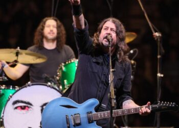 Foo Fighters mark Dave Grohl’s birthday — and support a good cause — at the Forum
