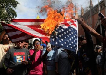 Around the world, U.S. attacks on Venezuela prompt praise, anger — and fear