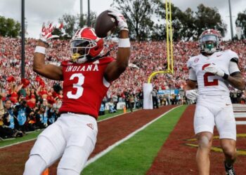No. 1 Indiana crushes No. 9 Alabama in Rose Bowl to advance to playoff semifinals