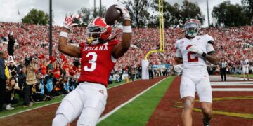 No. 1 Indiana crushes No. 9 Alabama in Rose Bowl to advance to playoff semifinals