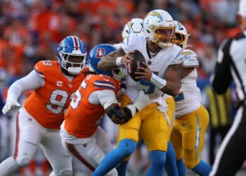 With 14 starters resting, Chargers fall to Broncos ahead of showdown with Patriots
