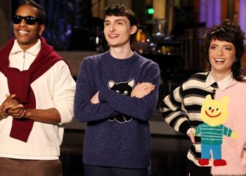 ‘SNL’ host Finn Wolfhard has a ‘Stranger Things’ reunion and spoofs ‘Heated Rivalry’