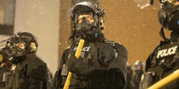 Immigration agents, leaders defy best practices honed by U.S. police for half a century