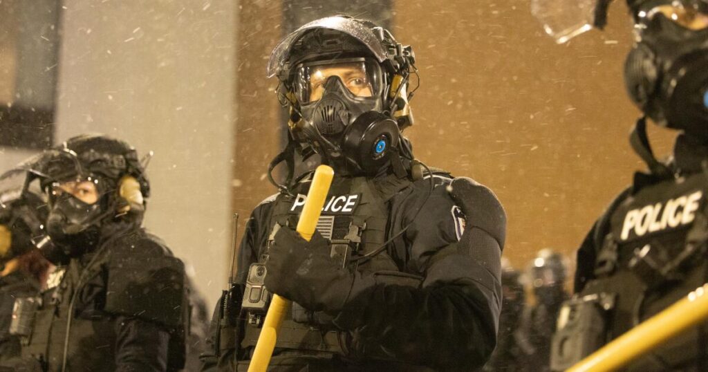 Immigration agents, leaders defy best practices honed by U.S. police for half a century