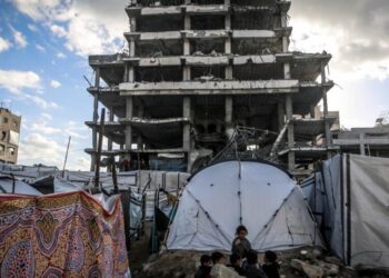 Palestinian committee set to govern Gaza under U.S. supervision meets in Cairo