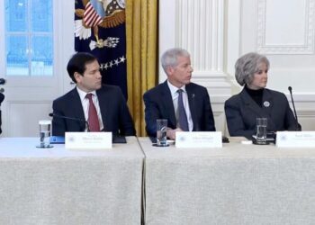 Trump’s Venezuelan oil adventure is coming apart at the seams