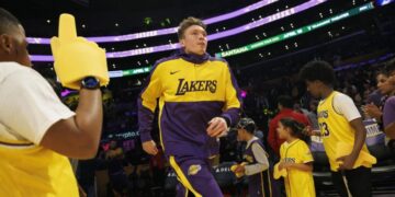 NBA trade deadline: What moves might the Lakers or Clippers make?